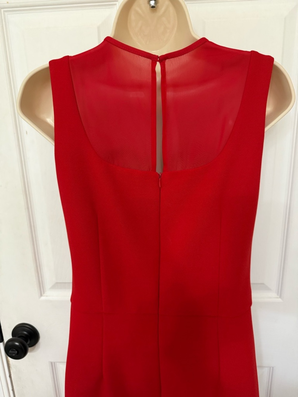 Just Taylor Red Sheath Dress Size 10 Sleeveless Career Work Cocktail Classic - Picture 4 of 13